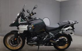 BMW R1300GS Adventure 2025 0M31