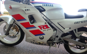 YAMAHA FZR250 2KR