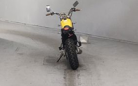 YAMAHA TW225 DG09J