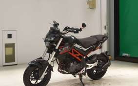 BENELLI TNT125