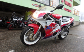 SUZUKI GSX-R400R 1992 GK76A