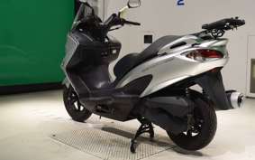 SUZUKI SKYWAVE 200 (Burgman 200)