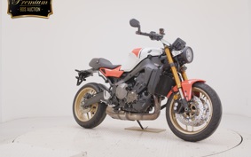 YAMAHA XSR900 2025