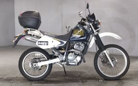 SUZUKI DJEBEL250XC SJ45A