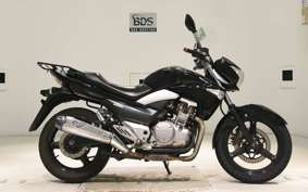 SUZUKI GSR250