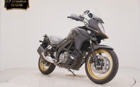 SUZUKI DL650 ( V-Strom 650 ) XTA 2026 C733M