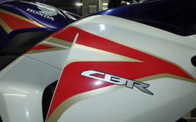 HONDA CBR250R 2019