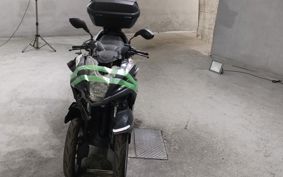 YAMAHA TRICITY 125 SE82J