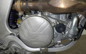 KAWASAKI KX450