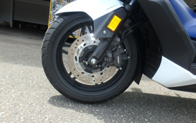 HONDA FORZA 250 MF13