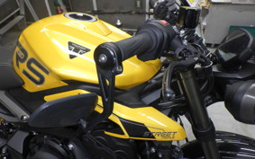 TRIUMPH STREET TRIPLE RS 2024