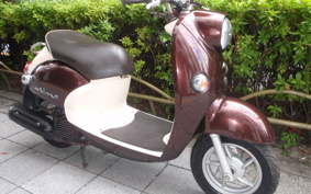 YAMAHA  VINO  DELUXE  SA37J