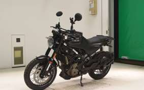 HUSQVARNA SVARTPILEN 401 2024