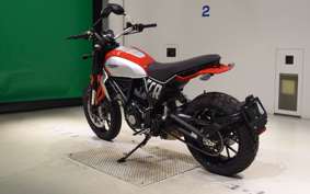 DUCATI SCRAMBLER ICON 2026
