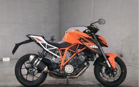 KTM 1290 SUPER  DUKE R V3940