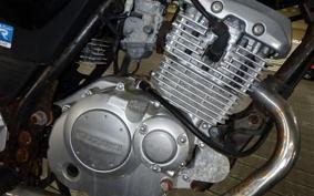 SUZUKI EN125 2A
