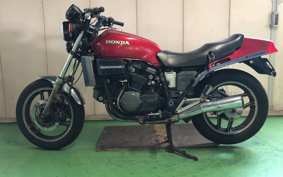 HONDA VF750 SABER RC07