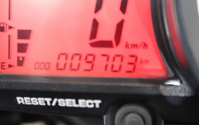 YAMAHA YZF-R125 RE06