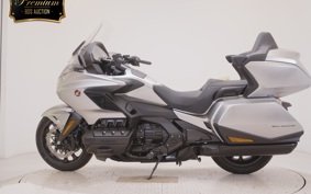 HONDA GL 1800 GOLD WING TOUR DCT 2025 SC79