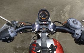 HARLEY XL883 2005 CAM