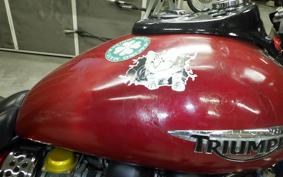 TRIUMPH SPEEDMASTER 2011