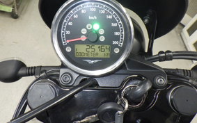 MOTO GUZZI V7 CARBON 2019