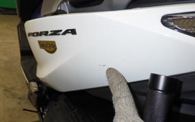 HONDA FORZA 250 MF15