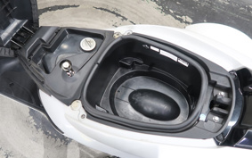 YAMAHA TRICITY 125 SE82J