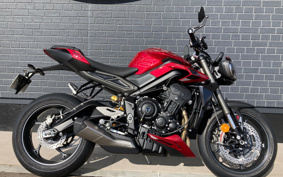 TRIUMPH STREET TRIPLE RS 2024 HDA614