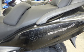HONDA SILVER WING 400 GT Type 2009 NF03