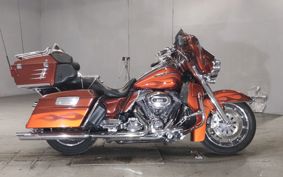 HARLEY HARLEY FLHTCUSE1800CVO PR8
