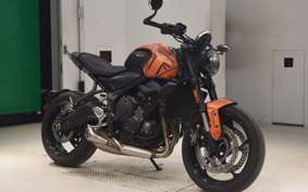 TRIUMPH TRIDENT 660 2023