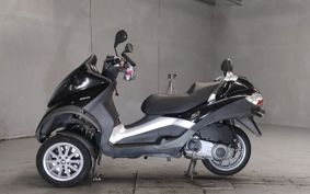 PIAGGIO PIAGGIO MP3 250 ZAPM6410