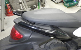 SUZUKI ｸﾞﾗﾃﾞｨｳｽ400 2015 VK58A