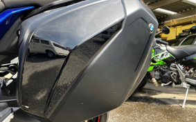 BMW S1000XR 2021 0E41