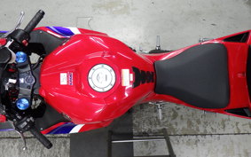 HONDA CBR600RR 2025 PC40