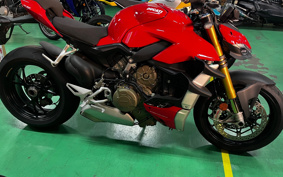 DUCATI STREET FIGHTER V4S 2021 FA00