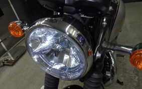 TRIUMPH BONNEVILLE T120 2025