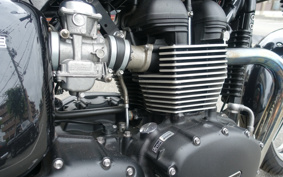 TRIUMPH BONNEVILLE 2016 TJ9107