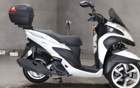 YAMAHA TRICITY 125 SE82J