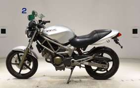 HONDA VTR 250 MC33