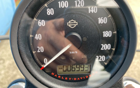 HARLEY HARLEY XL883N 2015 LE2