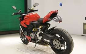 DUCATI DUCATI ストリート FIGHTER V2 2022