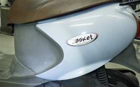 SUZUKI LET's 4 Basket CA43A