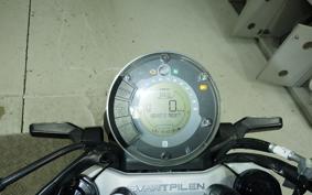 HUSQVARNA SVARTPILEN 125 2023