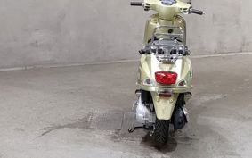 VESPA  VESPA VXL125 ..