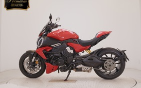 DUCATI DIAVEL V4 2023
