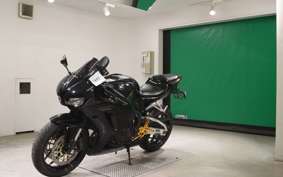 HONDA CBR600RR GEN 3 2015 PC40