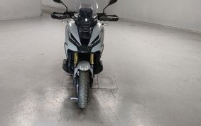 HONDA X-ADV 750 RH10