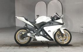 YAMAHA YZF-R125 RE06